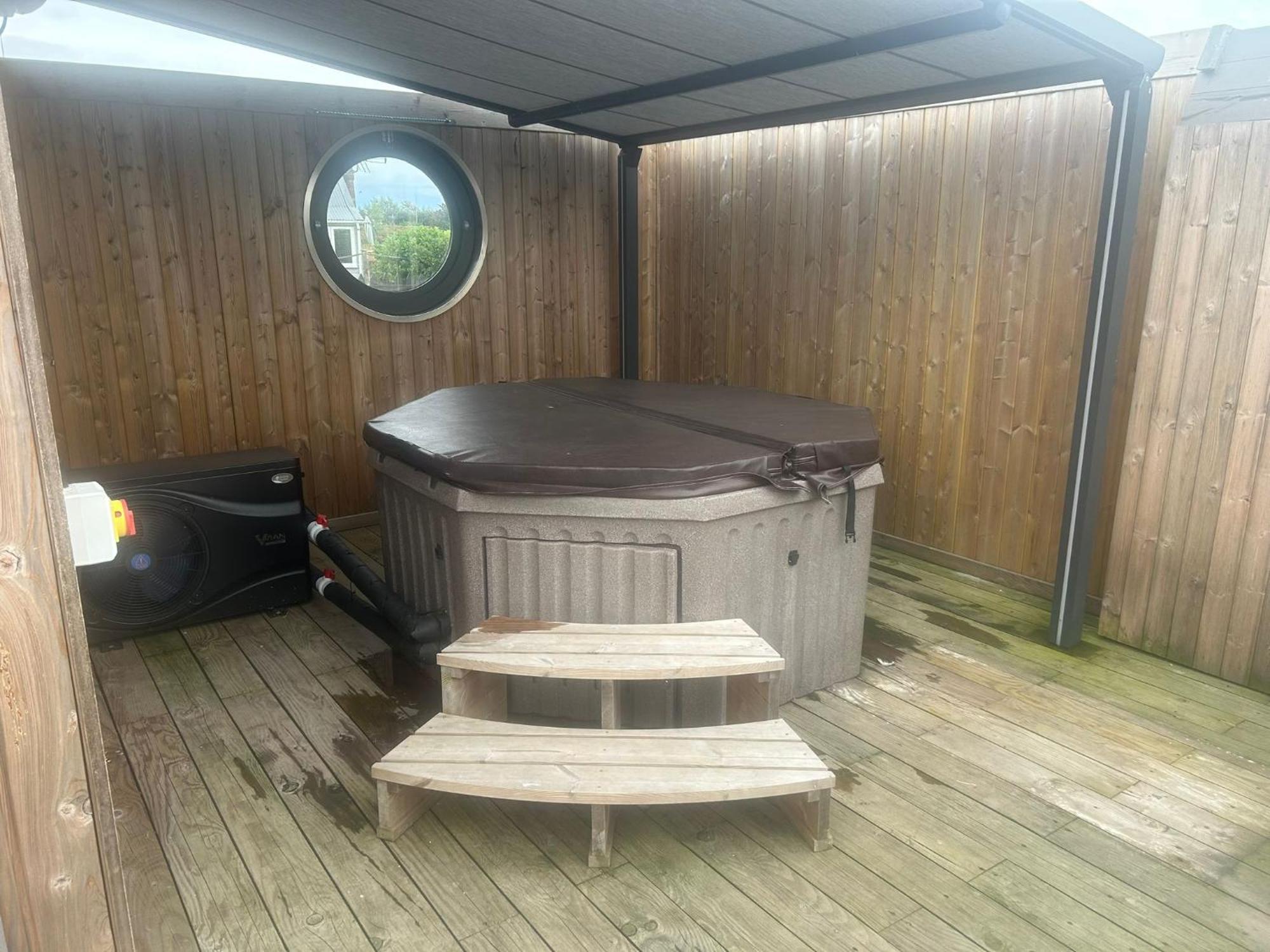 Humberston Boathouse Lodge & Hot Tub - Cleethorpes Beach Cabin Chalet מראה חיצוני תמונה